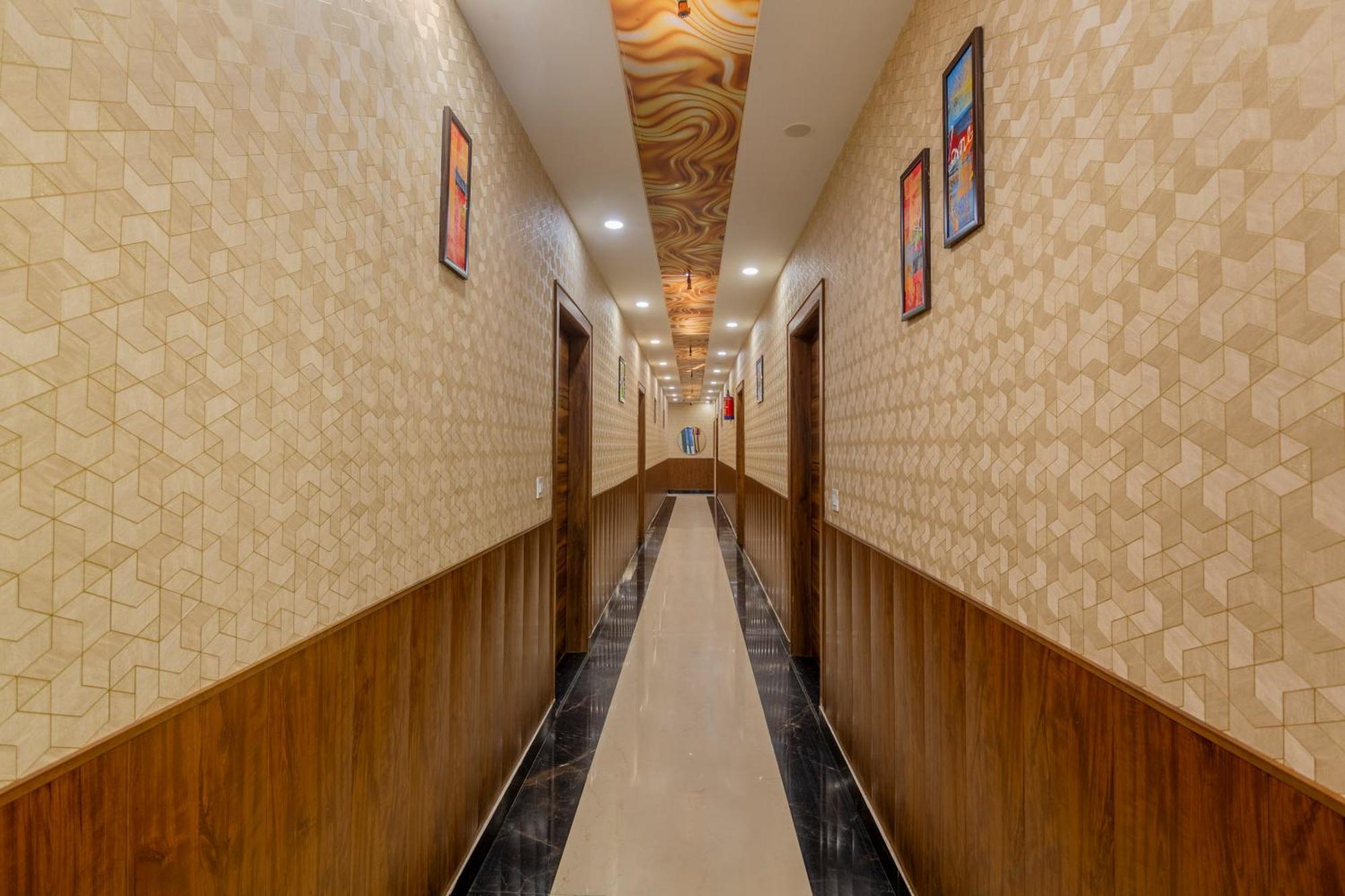 Shree Jee Hotel - Nit Faridabad Εξωτερικό φωτογραφία