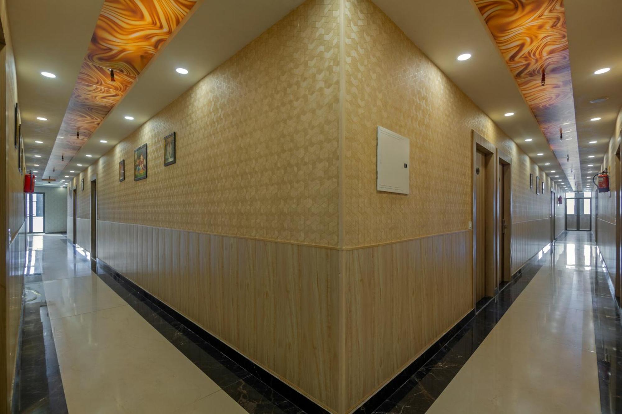 Shree Jee Hotel - Nit Faridabad Εξωτερικό φωτογραφία